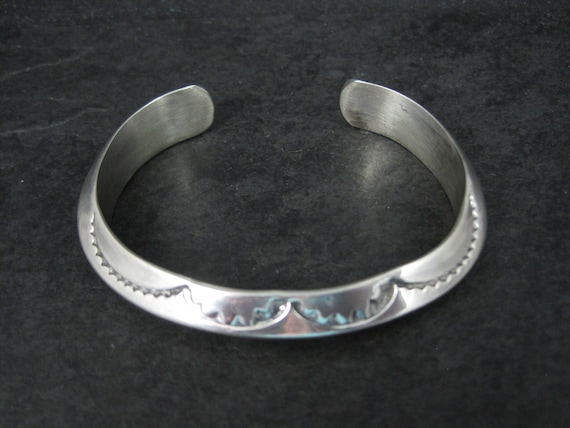 Heavy Navajo Sterling 9mm Carinated Cuff Bracelet… - image 2