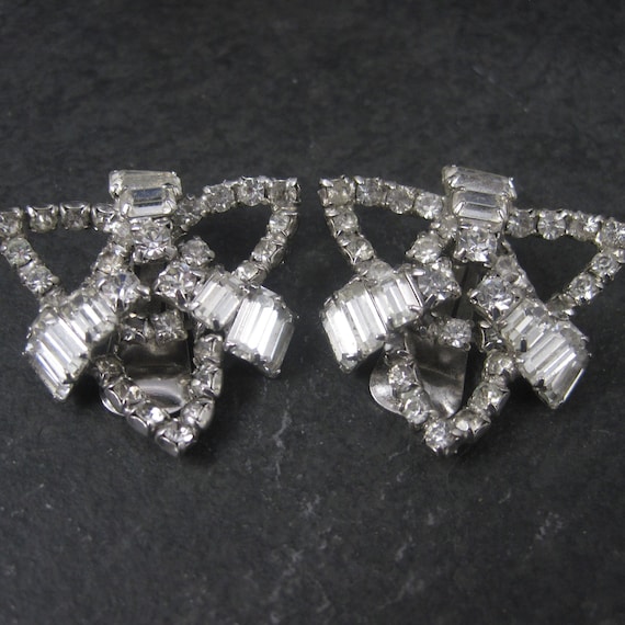 Large Vintage Clear Rhinestone Clip On Earrings - image 1