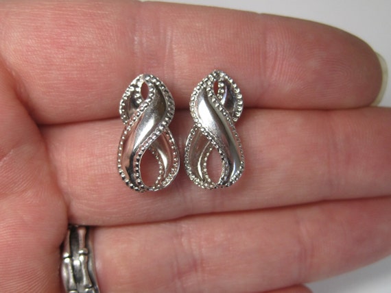 Estate Sterling Infinity Stud Earrings - image 4