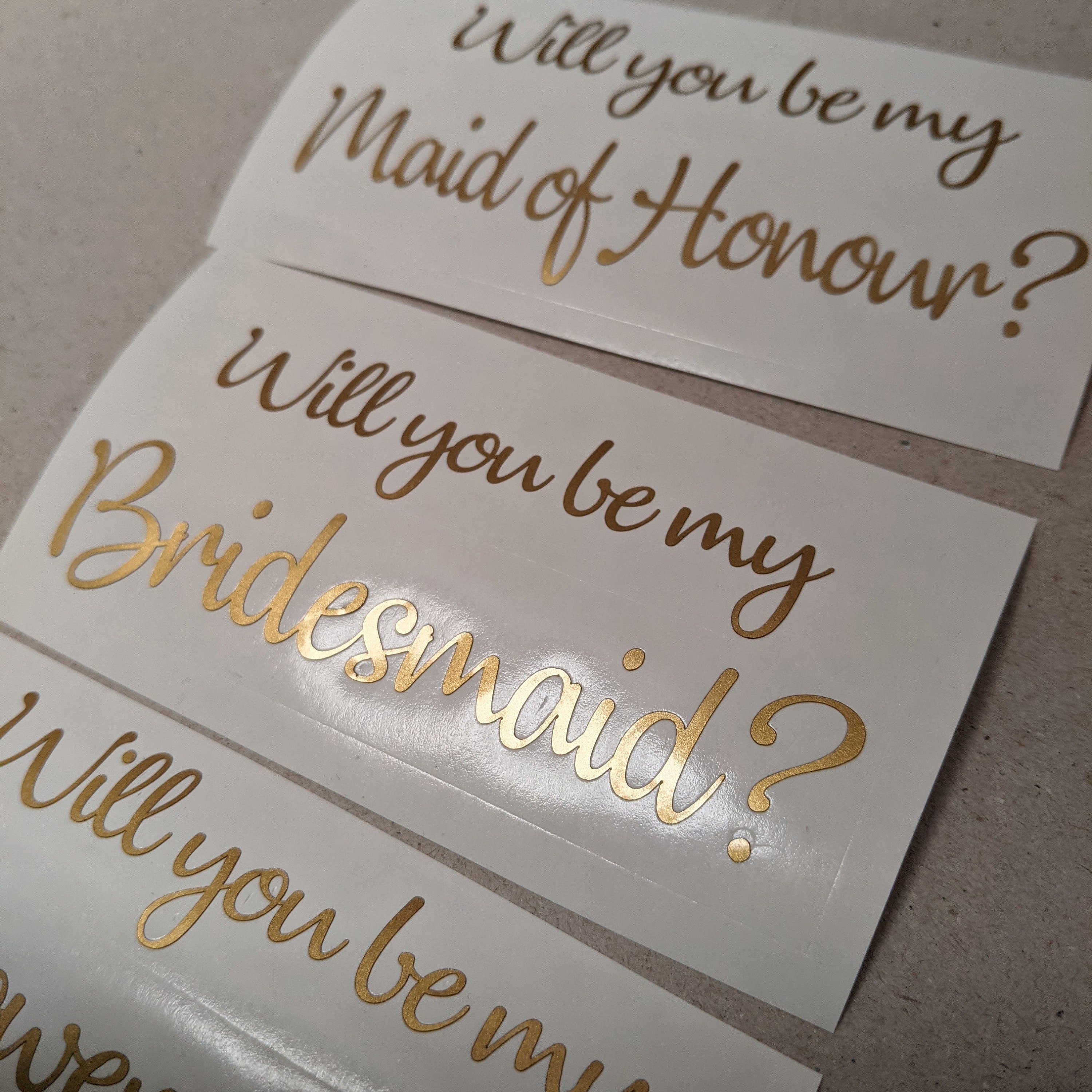 Will You Be My Bridesmaid Sticker, Proposal Vinyl Decal Name & / Or Role For Memory Box, Bag, Maid Of Honour, Honor, Flower Girl Groomsman - Österreich