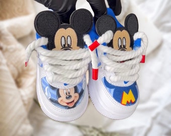 Zapatos de cumpleaños personalizados Air Force Kids Baby zapatos para niños pequeños / Elige el tema de tu personaje / Mickey Mouse y más