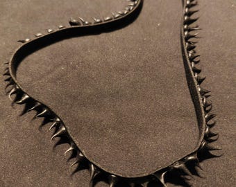 Vulgar - A unique piece of jewelry designed for the neck or wrist, made from silicone