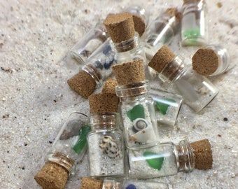 Beach Wedding Favors 10 Mini Beach in a Bottle Beach Treasure Trinket gift for anyone