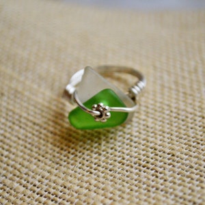 Green Sea Glass Ring, Beach Lovers Birthday Ring for Mom, Wife, Chic Ecofriendly Ring for Her, Fashionable Hawaiian Inspired Jewelry