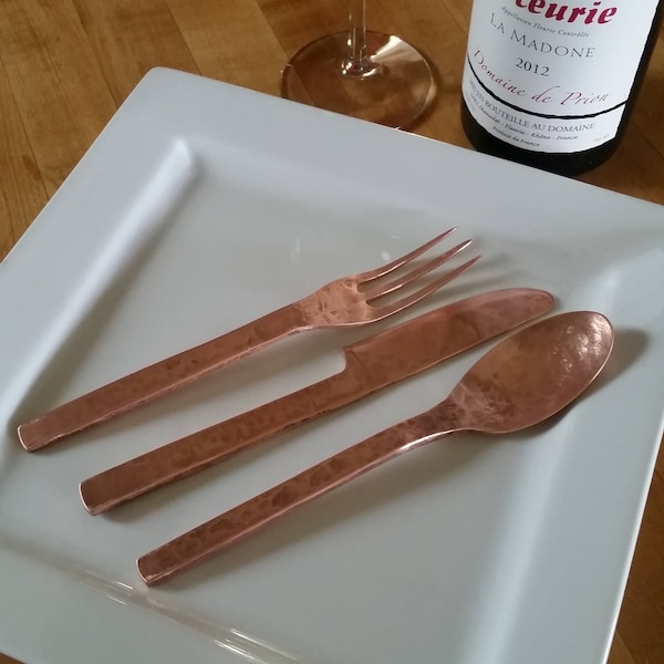 Juego de cubiertos de cobre hechos a mano, macizo, puro, antibacteriano, para cenas, bodas, natural, artesanal (3 piezas: cuchillo, tenedor y cuchara)