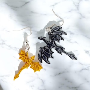 Fourth Wing Inspired Dragon Earrings – Gold & Black Dragon Pair | Fantasy Jewelry for Book Lovers