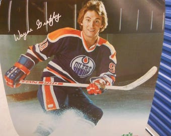 Wayne Gretzky NHL 7up rare large hockey poster 1980s. Shipped folded. Thx