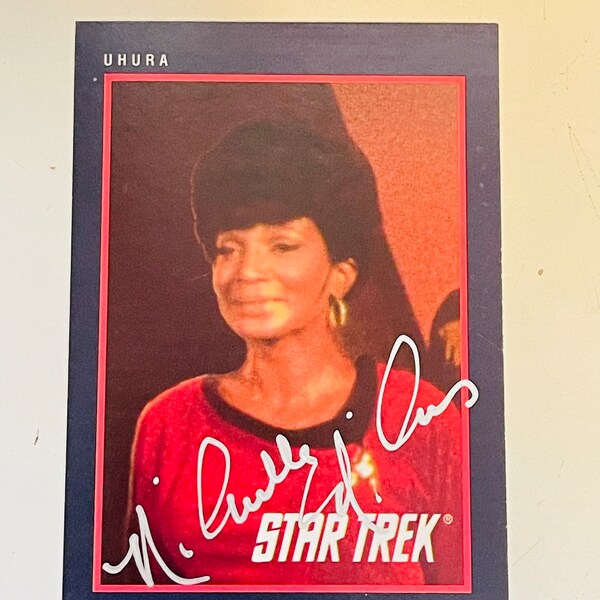 Star Trek TV series Lt. Uhura Nichelle Nichols signed in person card with COA