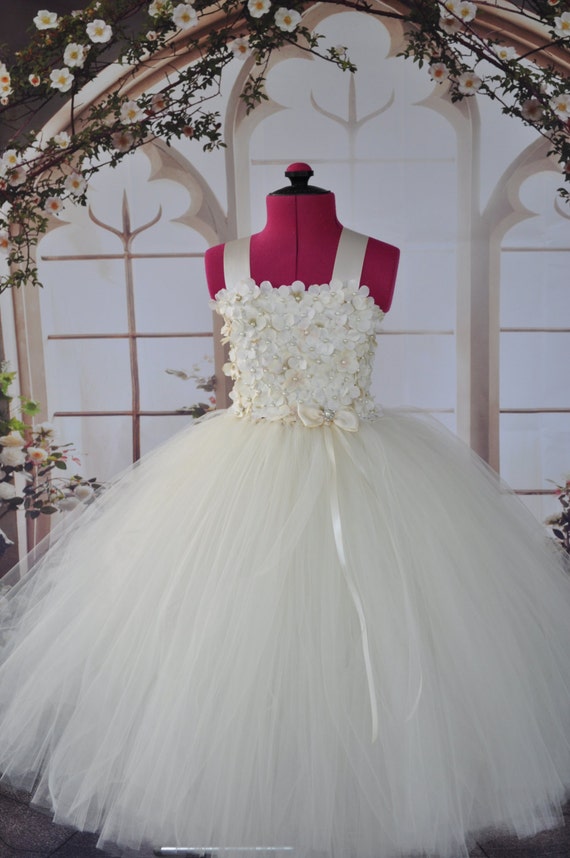 ivory dress 2t Girls Special Occasion Dress,ivory Flower Girl Dress,toddler Ivory Dress,girls  Ivory Tutu Dress,infant Flowergirl Dress,ivory Baby Dress