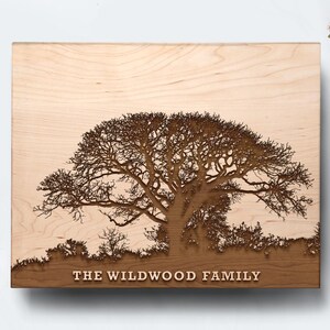 Personalized Tree Cutting Board – Engraved Nature Inspired Gift for Home Cooks, Weddings, Housewarming