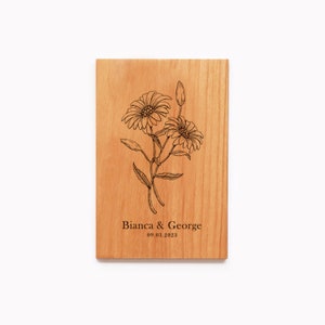 Personalisierte Hochzeitskarte aus Holz für Braut und Bräutigam