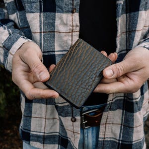 Porte-cartes de crédit en cuir de bison vert mousse, petit portefeuille pour homme, fait main aux États-Unis