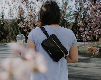 Black Leather Fanny Pack, Fanny Pack, Bum Bag, Belt Bag, Adjustable Leather Fanny Pack, Women's Hip Waist Bag, Handmade Leather Bag