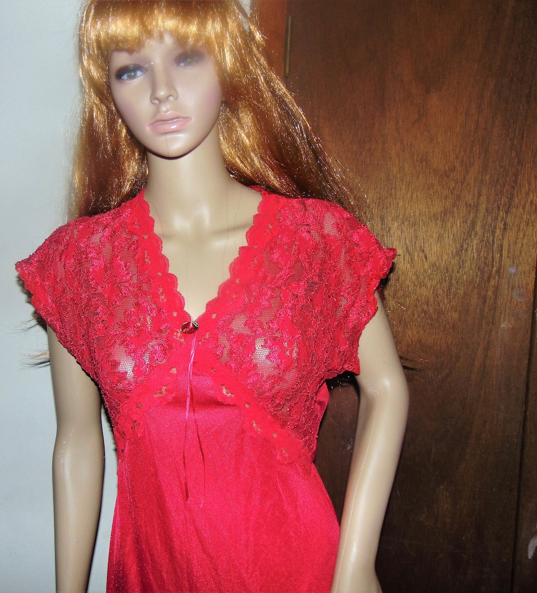 Vintage Ladies Long Red Night Gown, Ladies Lingerie, Cove Star Label - Etsy