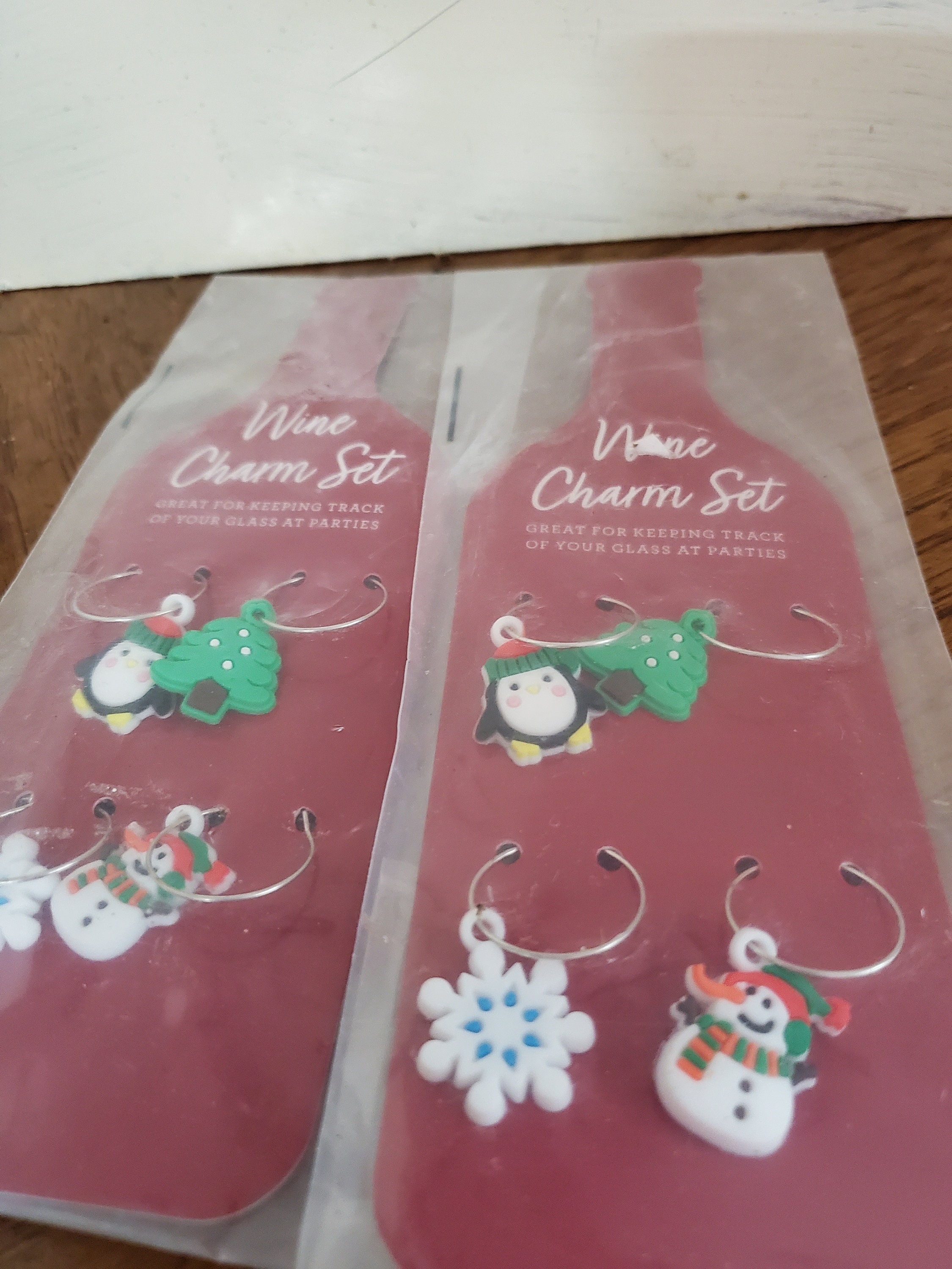 Snowy Outdoors, Christmas Themed Wine Charms