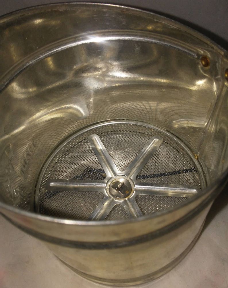 Vintage Foley Flour Sifter Vintage Kitchen Measuring Utensil Etsy New