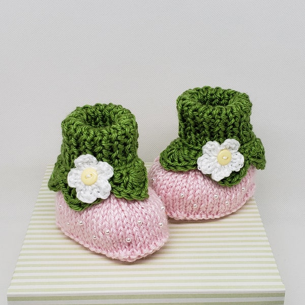 Pink Raspberry Baby Booties, Newborn Straberry Knitted Booties, Red Crib Shoes, Red Booties, Berry Knitted Baby Shoes,