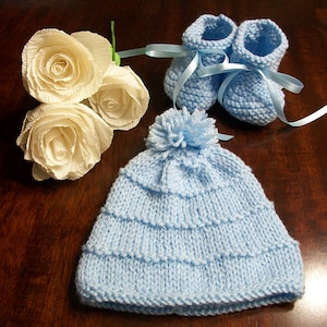 Handmade Knitted Baby Booties and Hat Set: Acrylic Yarn, 0-3 Months