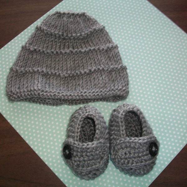 Gray Crochet Baby Booties and Hat Set, Gray Baby Shoes and Beanie, Gray Crib Shoes, Gray Crib Booties, Gray Baby Beanie, Gray Hand Knit Hat