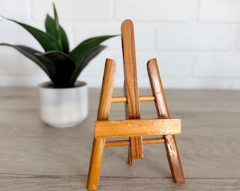 Vintage Small Wooden Easel, Table Top Easel, Free Standing Easel, Picture Stand, Tiny Stand