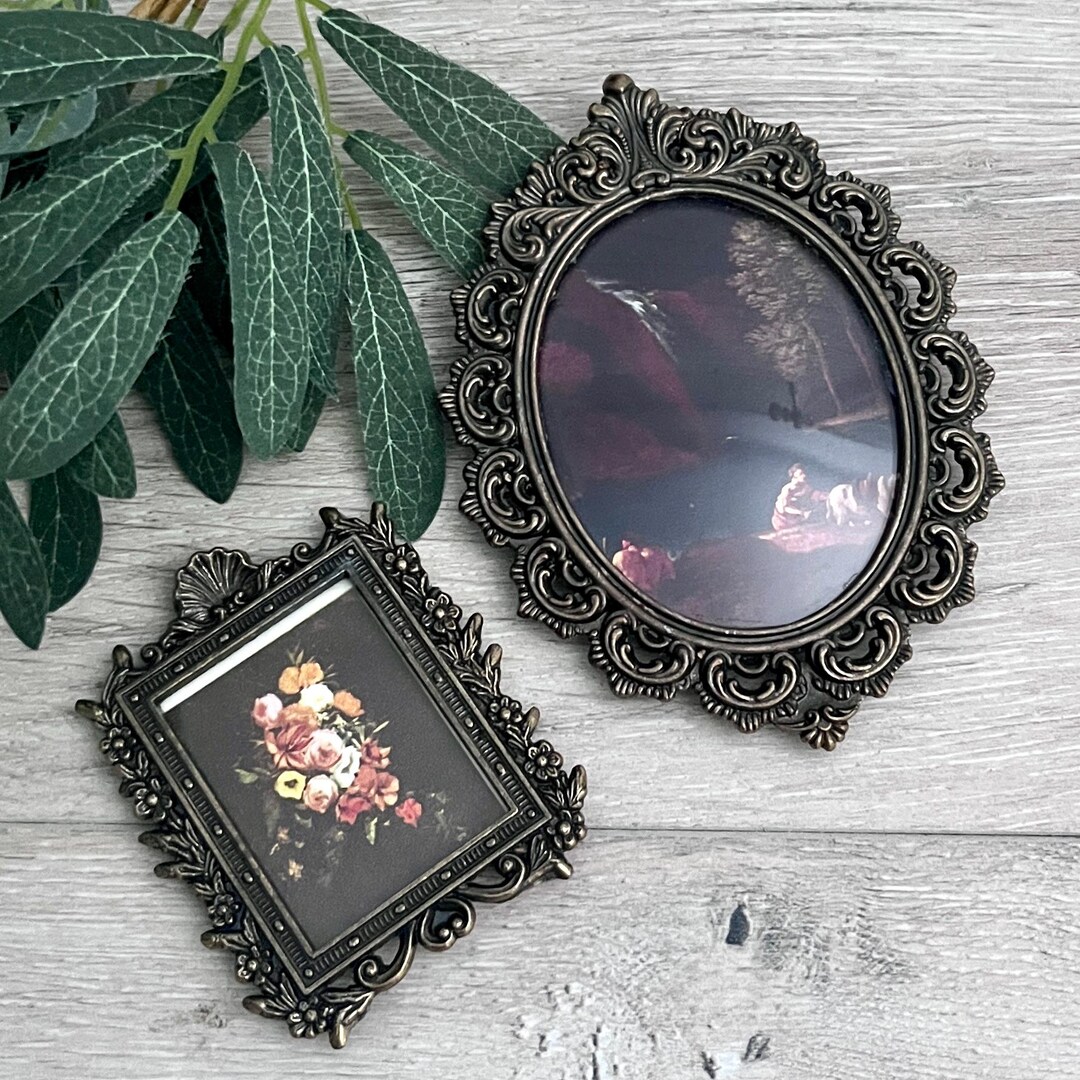 Vintage Pair of Ornate Brass Frames With Prints, Made in Italy Brass ...