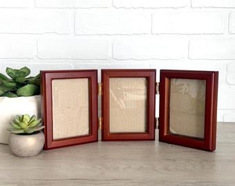 Vintage Wood Hinged Tri-Fold Picture Frames, 3.5 x 5 Book Frame, Furniture Finish Wood Frame, Simple Frame, Cherry Wood Finish Frame,