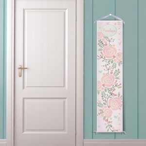 Gepersonaliseerde groeimeter voor meisjes "Pretty Floral in Pink"
