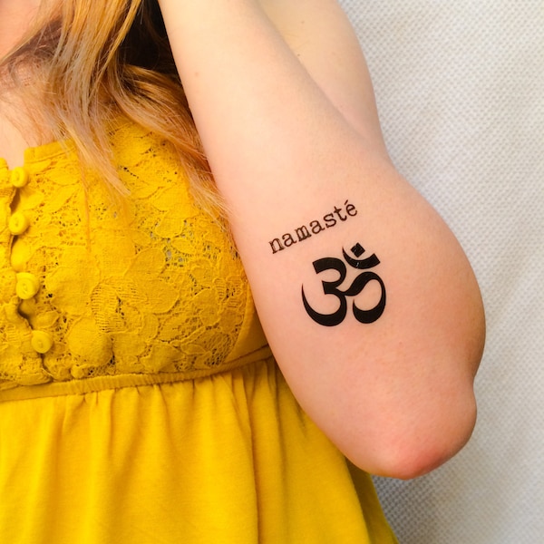 2 tatouages temporaires Namaste de Om - SmashTat