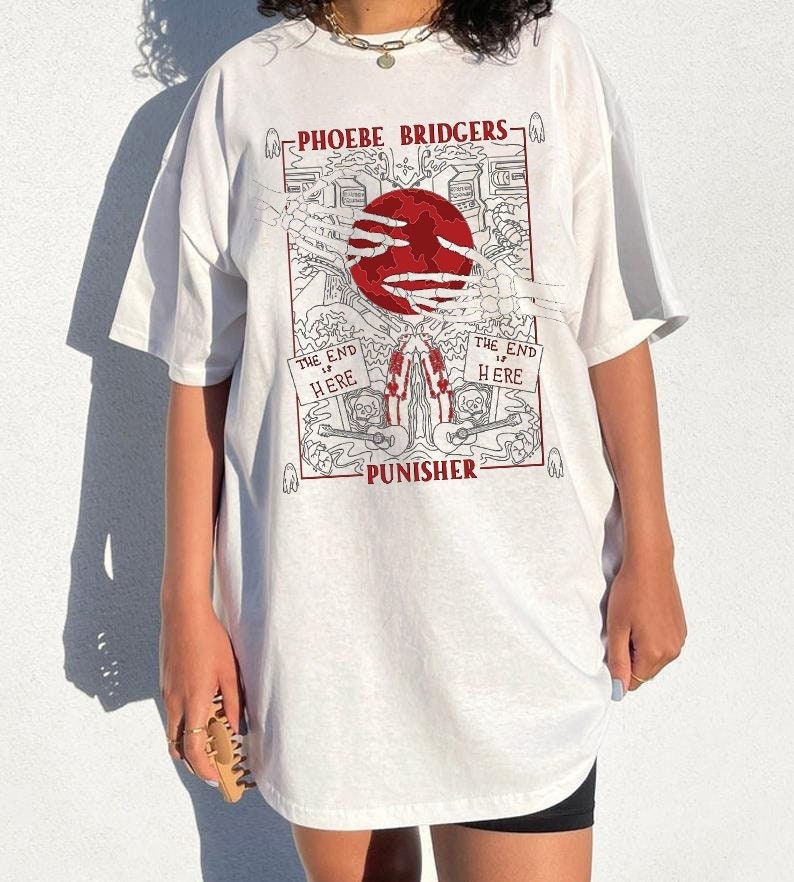 Discover Phoebe Bridgers Vintage T-Shirt