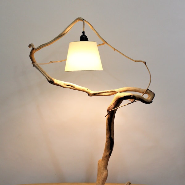 Lampe de table -S01-, lampe de chevet, arbre à bijoux, lampe branche de chêne, cadeau pour elle, éco, design nature.