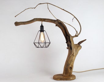 Lampa stołowa z gałęzi debowej -S03-, lampa nocna, prezent dla niej, eko, natura design, nastrojowe światło.