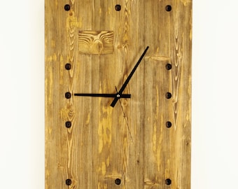 A large clock made of old pine. Other colors and dimensions available on request.