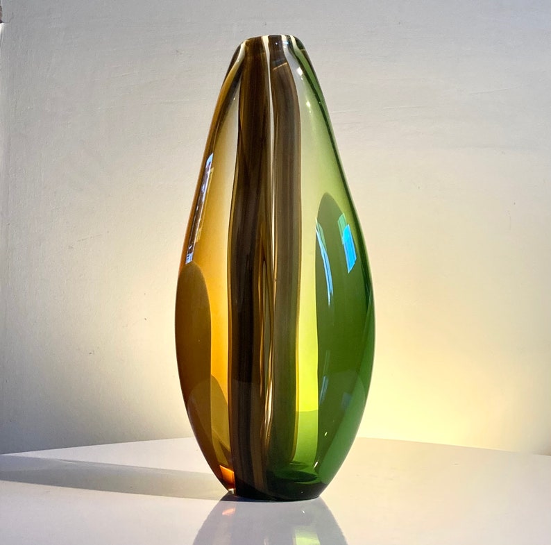 Contemporary modern glass vase image 6