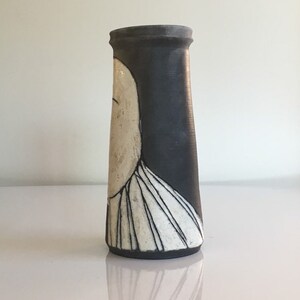 Modernist ceramic vase with bird motif image 3