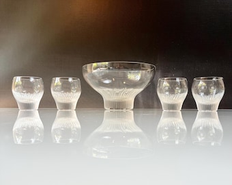 Punch bowl and 4 glasses in hand cut crystal