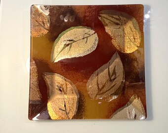 To y Evans signed Square Fused Glass Platter with autum leaf motif in Gold Leaf