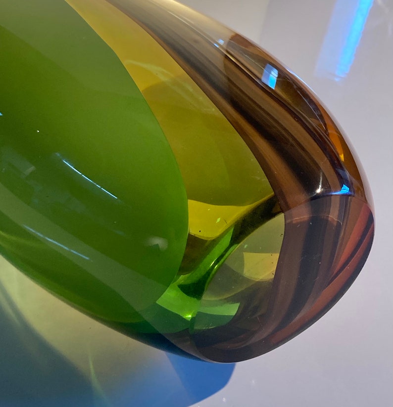 Contemporary modern glass vase image 9