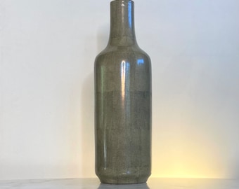 Tall modern Chinese porcelain texture vase