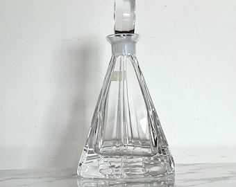 Pyramid shape crystal decanter by VAV Italy