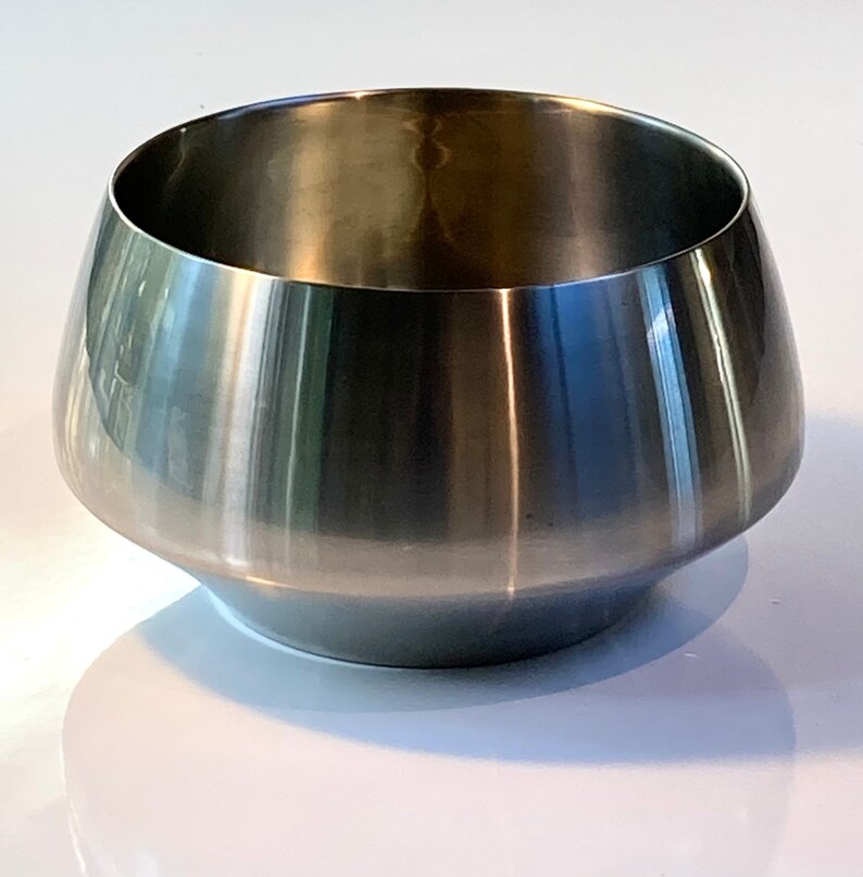 Henning Koppel Stainless Caravel salad bowl for Georg Jensen image 4