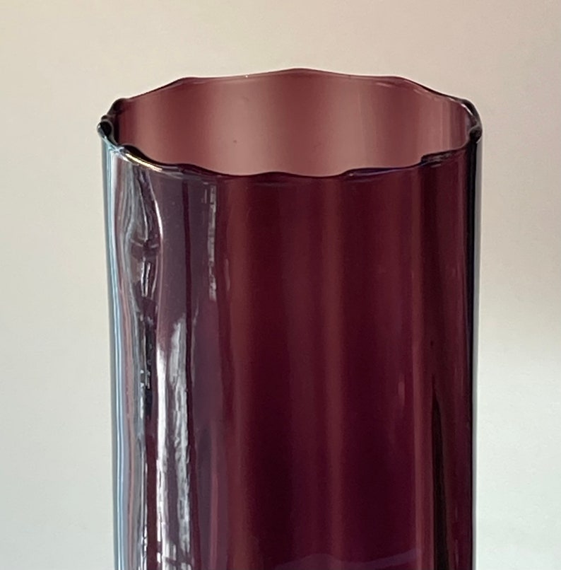Empoli optic purple large stem champagne glass image 4