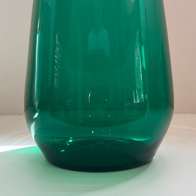 tall Blenko vase 7236 in emerald green handblown glass image 4