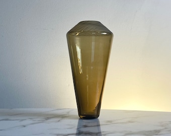 Signed Salviati handblown glass vase with Battuto detail