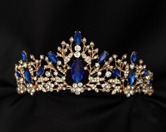Baroque Gold Crystal Tiara: Vintage Blue Gemstone Wedding  display picture 3