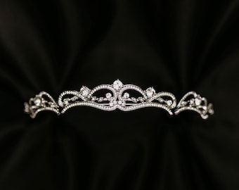 Elyse's Tiara in Silver