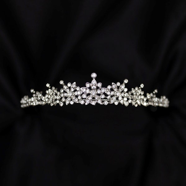 Zelda’s Tiara in Silver White Gold Color Metal, Petite, Small, Simple, Minimalist, Great For A Flower Girl