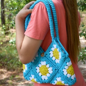 Crochet Pattern daisy flower granny square purse instructions instant download pdf crochet tutorial crochet flower handbag pattern image 9