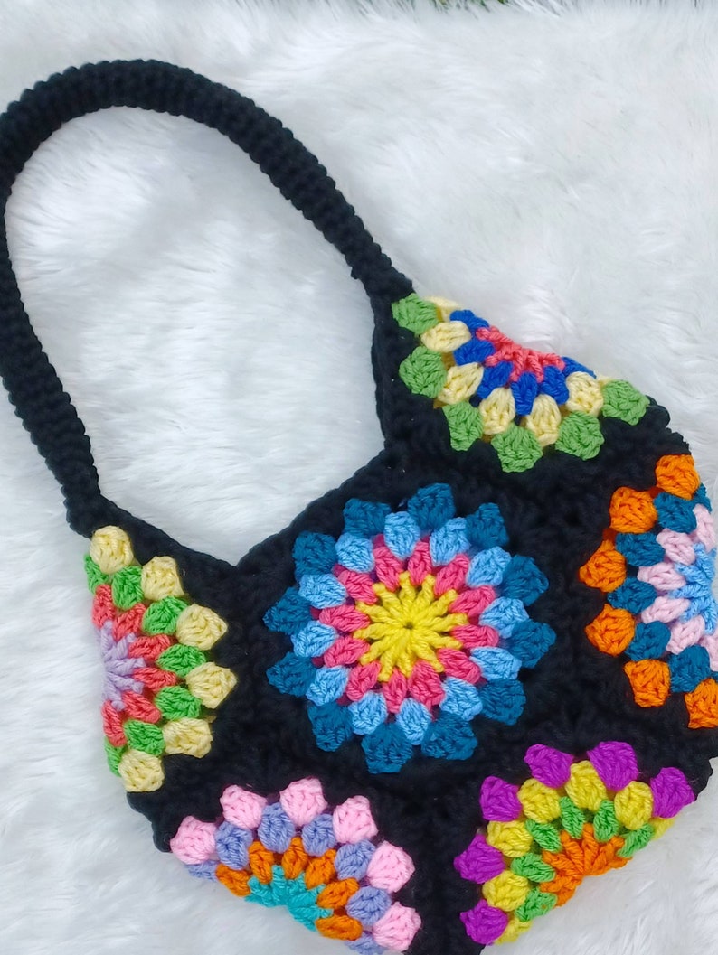 Crochet Pattern, Digital Instant Download pdf, Spinning Jenny Flower Bag, crochet handbag, granny square hexagon pattern, easy skill level image 2