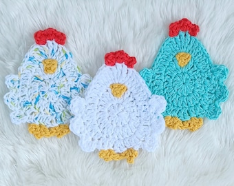 Padrão digital de crochê para porta-copos Henny Penny, download instantâneo, instruções fáceis para tapete de caneca, porta-copos com tema de galinha para decoração de cozinha e casa em estilo fazenda.