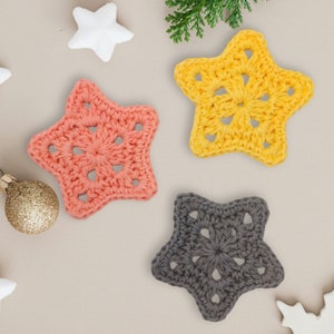 Patrón de crochet para adorno de estrella: Aplicación navideña de punto fácil (Descarga PDF)